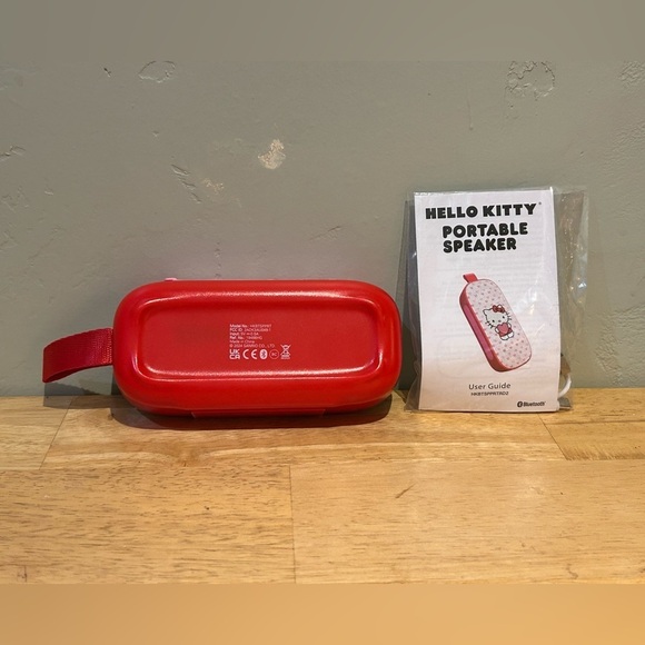 Hello Kitty Bluetooth Portable Speaker made Sanrio. Red and White. NWTS - Picture 4 of 8